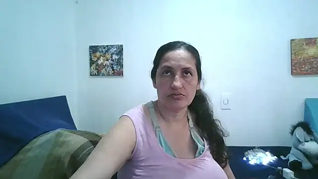 Snapshot of ximenajimenez chatting on 06-26-26, 10:04 ximenajimenez online show from 06-26-26, 10:04