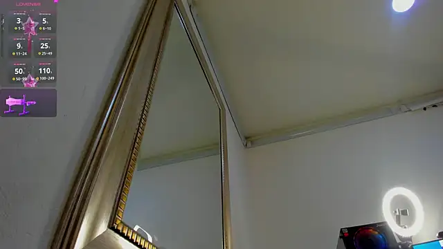 Abigail Girl   online show from 12-21-25, 05:03