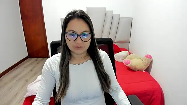 samantha  wilson online show from 04-12-26, 11:02