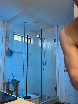 El Gizmo online show from 02-16-26, 05:11