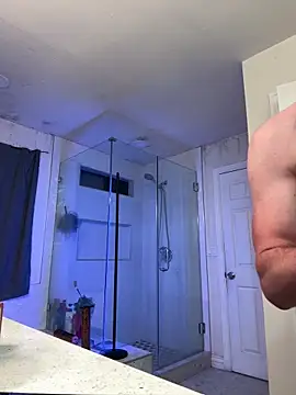 Snapshot of El_Gizmo chatting on 03-29-26, 06:48 El Gizmo online show from 03-29-26, 06:48