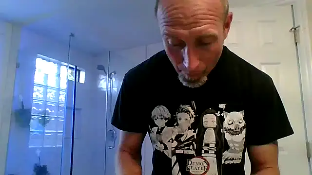 Snapshot of El_Gizmo chatting on 05-19-26, 01:56 El Gizmo online show from 05-19-26, 01:56