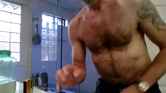 Snapshot of El_Gizmo chatting on 03-16-26, 05:37 El Gizmo online show from 03-16-26, 05:37