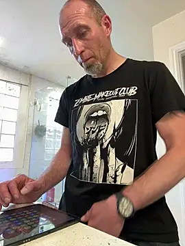 El Gizmo online show from 03-01-26, 10:32