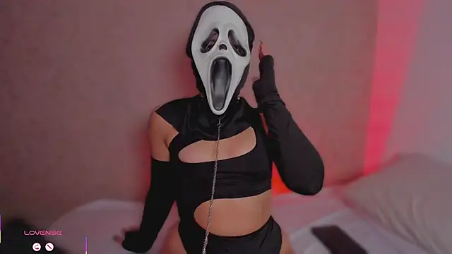 hanna lee02 online show from 10-29-25, 12:37