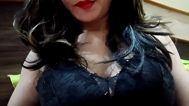 Snapshot of Jatti_punjab_di chatting on 04-22-26, 07:48 Jatti punjab di online show from 04-22-26, 07:48