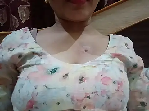 Snapshot of Jatti_punjab_di chatting on 07-28-26, 04:50 Jatti punjab di online show from 07-28-26, 04:50