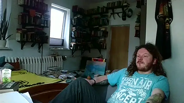 Snapshot of sunr1sa chatting on 02-22-26, 06:38 sunr1sa online show from 02-22-26, 06:38