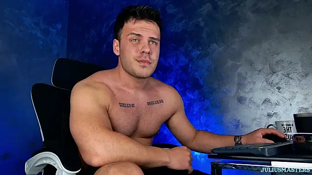 Snapshot of juliusmasters chatting on 02-03-26, 08:25 juliusmasters online show from 02-03-26, 08:25