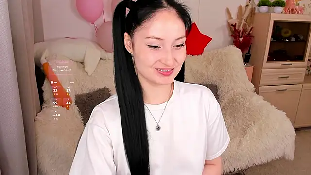 LisaMooore online show from 03-06-26, 07:09