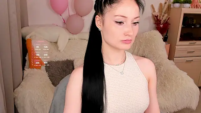 LisaMooore online show from 03-11-26, 08:03