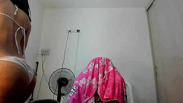 Snapshot of _juliana_star_ chatting on 07-14-26, 10:05 juliana star online show from 07-14-26, 10:05