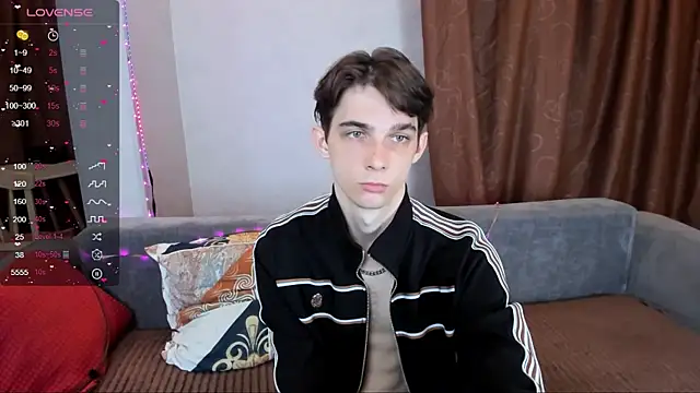 Aaron Boom online show from 05-21-26, 09:56