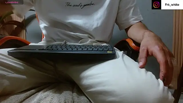 Mr WhiteCock online show from 10-19-25, 12:13