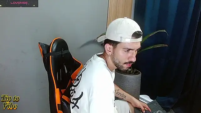 Mr WhiteCock online show from 12-02-25, 10:11