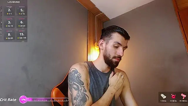 Snapshot of Mr_WhiteCock chatting on 05-12-26, 11:33 Mr WhiteCock online show from 05-12-26, 11:33