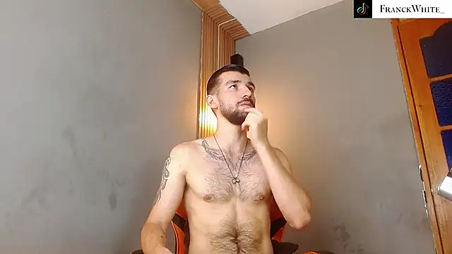 Snapshot of Mr_WhiteCock chatting on 04-23-26, 04:52 Mr WhiteCock online show from 04-23-26, 04:52