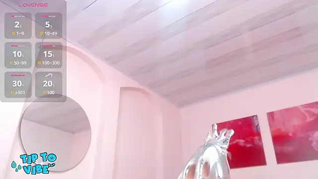 tamarafoxy  online show from 12-28-24, 04:30