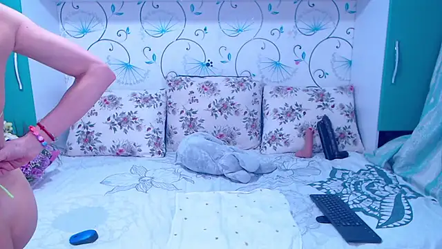 Snapshot of demiemorre chatting on 01-08-26, 05:57 demiemorre online show from 01-08-26, 05:57