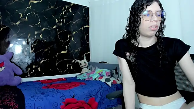 Snapshot of Angel_Dust18 chatting on 06-16-26, 06:30 Angel Dust18 online show from 06-16-26, 06:30