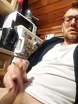 tomee83 online show from 01-06-26, 06:06