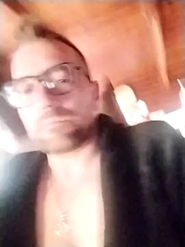 tomee83 online show from 11-12-25, 06:50