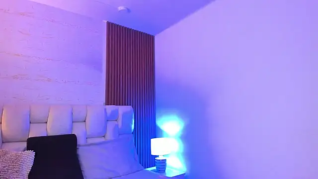 SophiaWylde online show from 03-10-25, 07:22