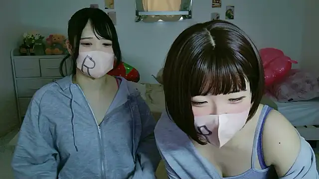 841 yayoi online show from 04-15-26, 04:07