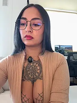 Rae Lil White online show from 04-12-26, 10:13