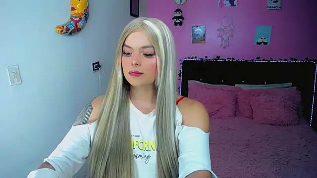 SweetKim21 online show from 04-03-26, 09:38