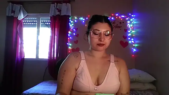 Snapshot of imsohornydacom chatting on 02-20-26, 05:48 imsohornydacom online show from 02-20-26, 05:48