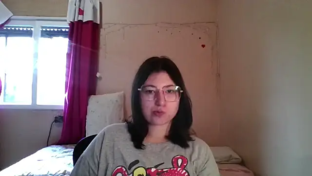 Snapshot of imsohornydacom chatting on 05-07-26, 01:25 imsohornydacom online show from 05-07-26, 01:25