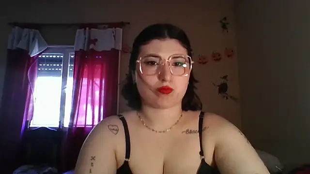 Snapshot of imsohornydacom chatting on 11-15-25, 06:34 imsohornydacom online show from 11-15-25, 06:34