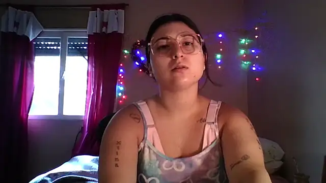 Snapshot of imsohornydacom chatting on 02-03-26, 05:40 imsohornydacom online show from 02-03-26, 05:40