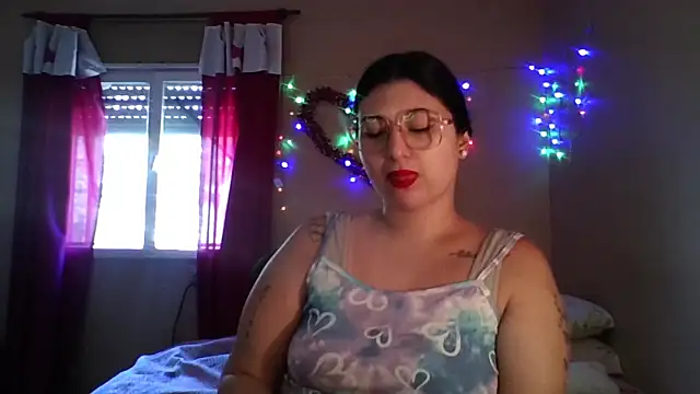 Snapshot of imsohornydacom chatting on 02-08-26, 06:49 imsohornydacom online show from 02-08-26, 06:49