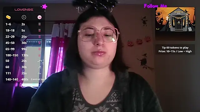 Snapshot of imsohornydacom chatting on 10-28-25, 06:29 imsohornydacom online show from 10-28-25, 06:29