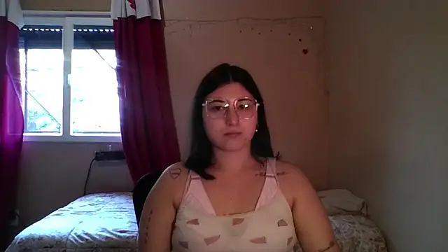 Snapshot of imsohornydacom chatting on 04-19-26, 05:58 imsohornydacom online show from 04-19-26, 05:58