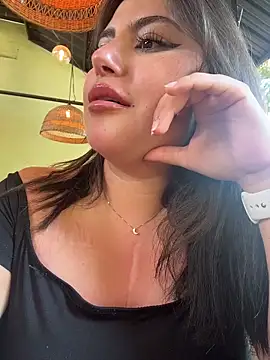 sukhakunis1 online show from 11-22-25, 08:29