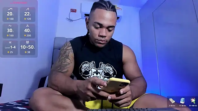 Snapshot of juande_24 chatting on 10-27-25, 04:08 juande 24 online show from 10-27-25, 04:08