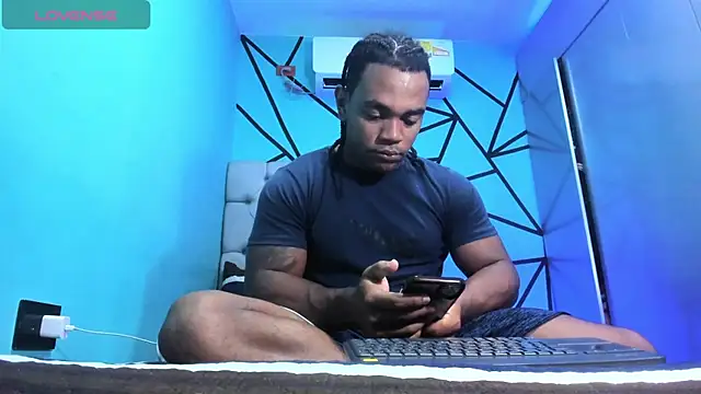 Snapshot of juande_24 chatting on 06-04-26, 02:33 juande 24 online show from 06-04-26, 02:33