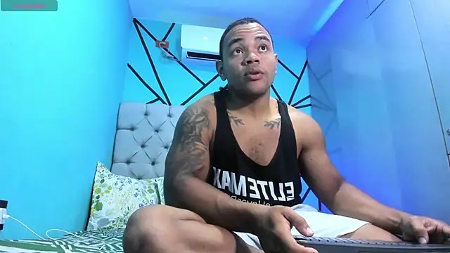Snapshot of juande_24 chatting on 04-08-26, 03:02 juande 24 online show from 04-08-26, 03:02
