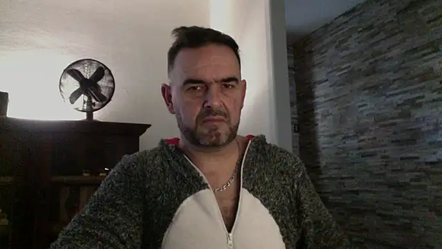 Snapshot of pachapeter chatting on 01-18-26, 12:41 pachapeter online show from 01-18-26, 12:41