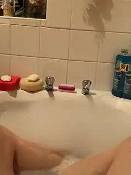 Snapshot of Russell1508 chatting on 10-07-25, 05:58 Russell1508 online show from 10-07-25, 05:58