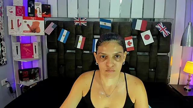 Snapshot of KatteMoss chatting on 06-13-26, 08:51 KatteMoss online show from 06-13-26, 08:51