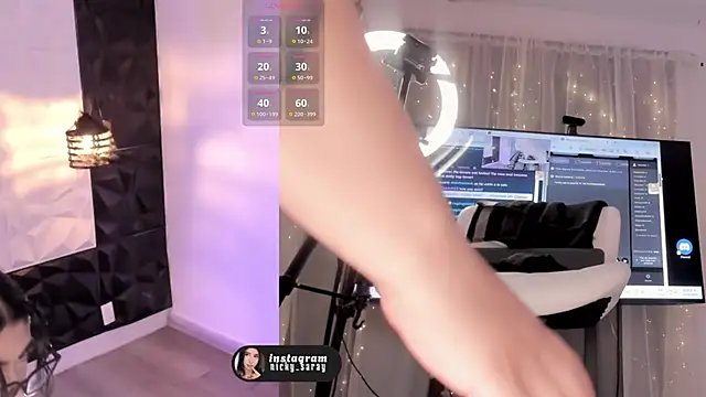 nickky   online show from 10-17-25, 03:32
