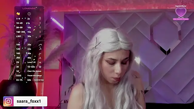 Sara Foxx1 online show from 12-15-25, 09:31