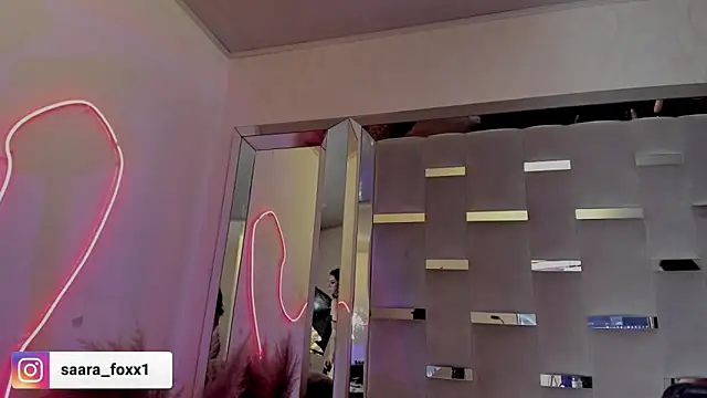 Sara Foxx1 online show from 05-21-26, 07:33