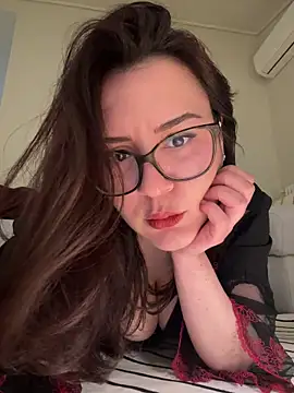 Its Jade online show from 03-26-26, 03:54