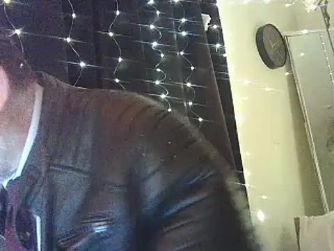 DaddyQuimHot online show from 02-02-25, 03:21