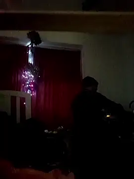 DaddyQuimHot online show from 12-17-25, 07:02